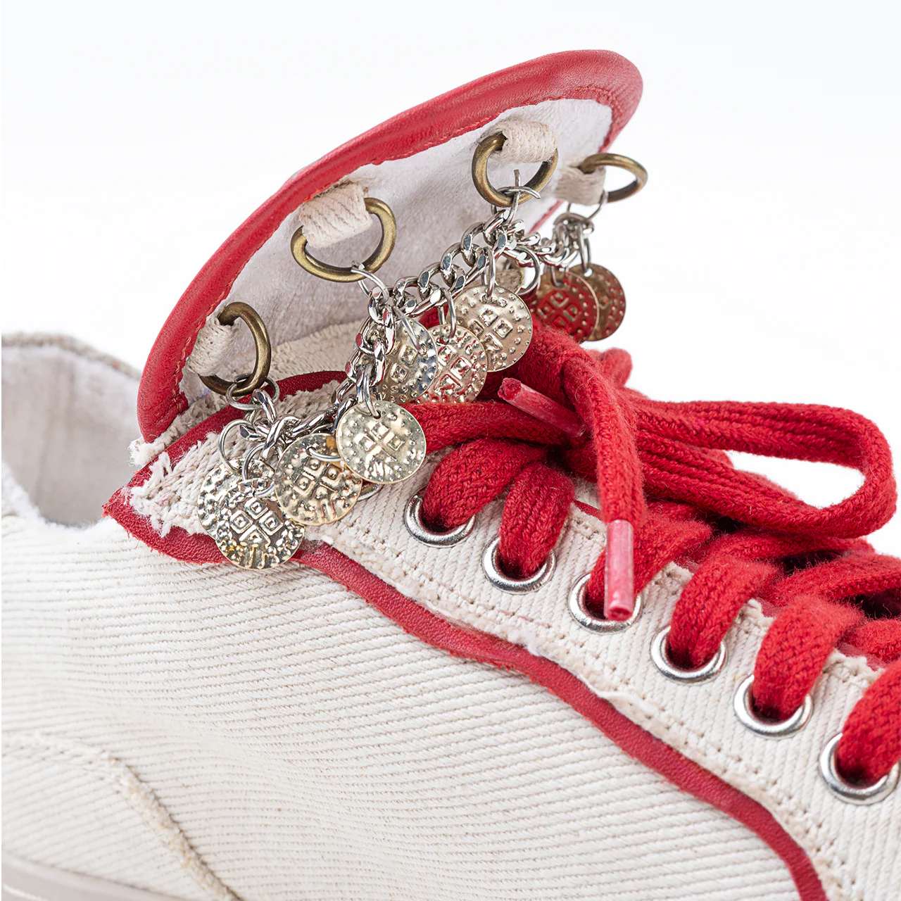 Gully Number 001 X Aryan Katoch - Buransh Red for Women - Image 10