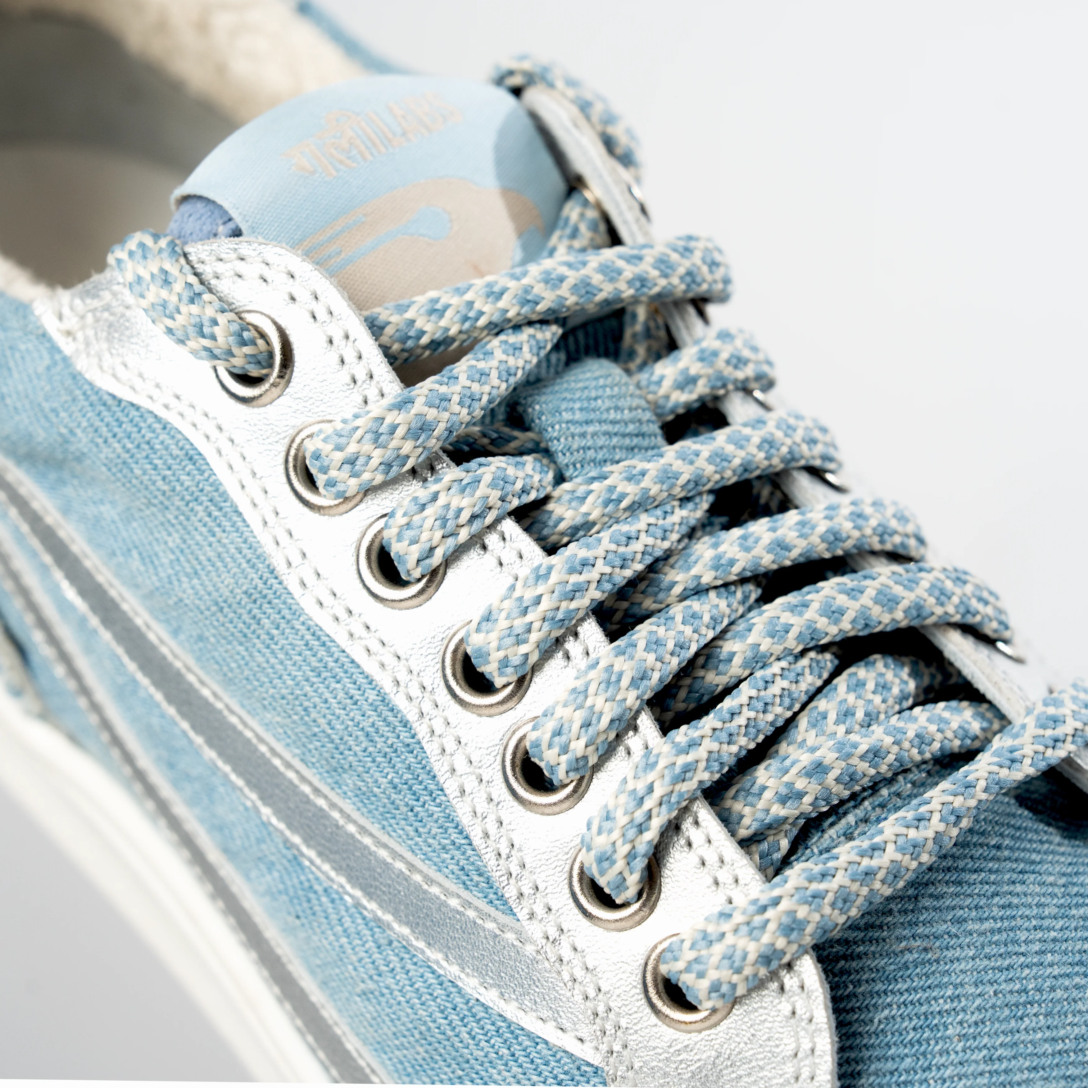 Gully Number 001 -  Baaz Baadal Blue for Women - Image 3
