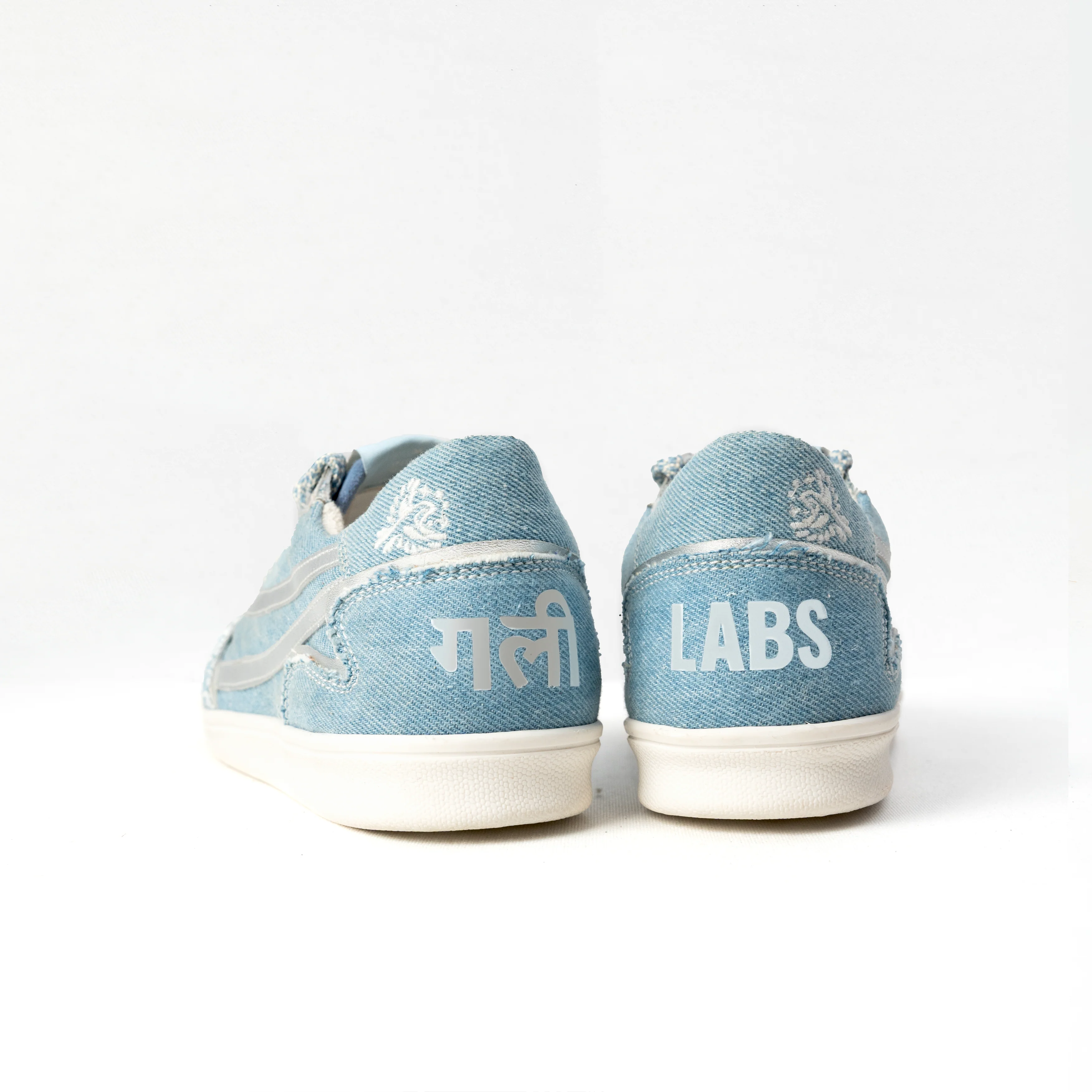 Gully Number 001 -  Baaz Baadal Blue for Women - Image 4