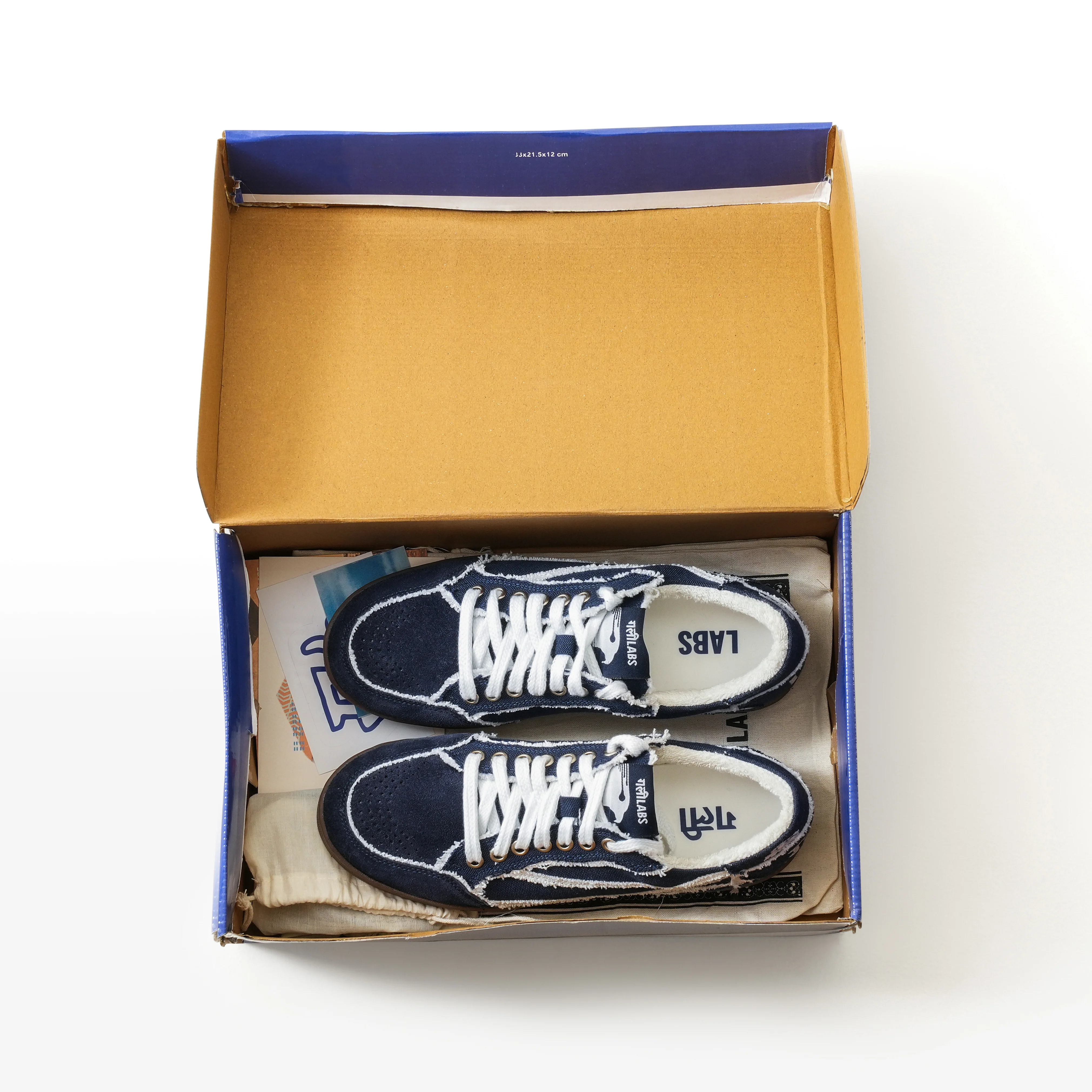 Gully Number 001 - Baaz Leila Navy for Women - Image 7