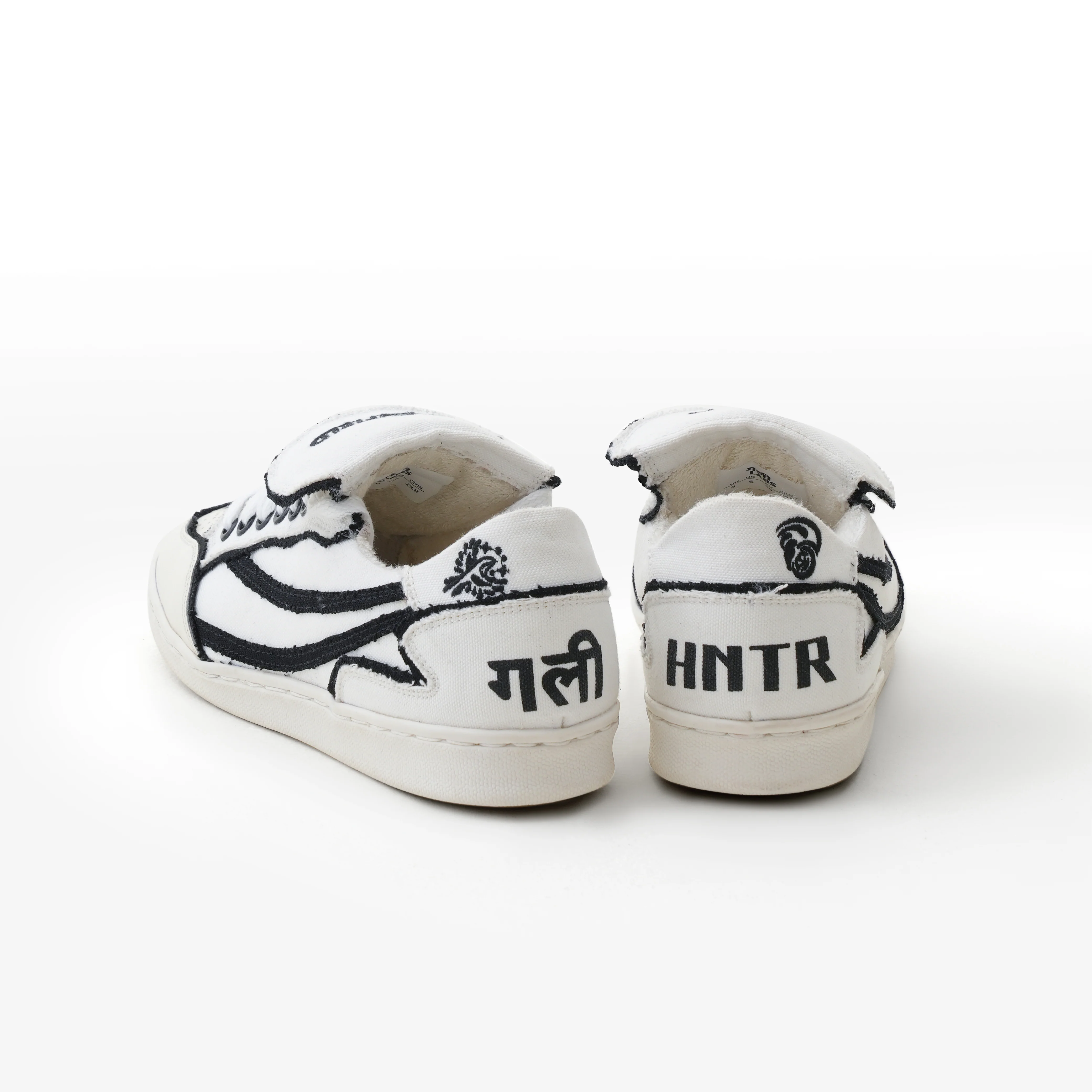 Gully Number 001 x Royal Enfield Hunter 350 - BAAZ WHITESABI TOKYO for Women - Image 4